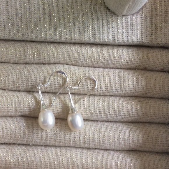 Genuine Freshwater Baroque Teardrop Pearl Sterling Silver Earrings - Picture 4 of 4